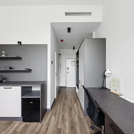 And Coliving I 4* Бонн