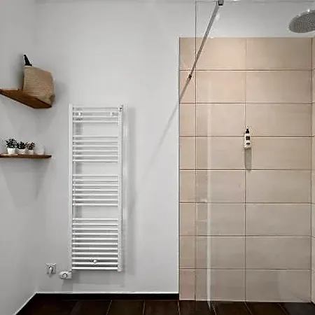 Апарт-отель And Coliving I Бонн