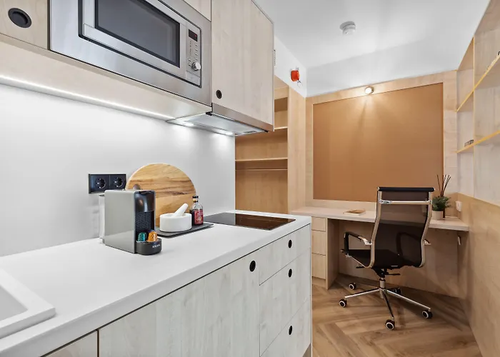 And Coliving I 아파트호텔 3*